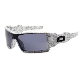Oakley Oil Rig White/Text Print Grey 03 461