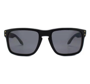 Oakley Holbrook Matte Black Grey Polarized Shaune White Signatures 9102-17